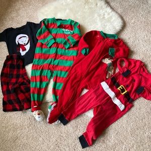 Bundle of 4 Carter’s Baby Christmas Pajamas 12 Months